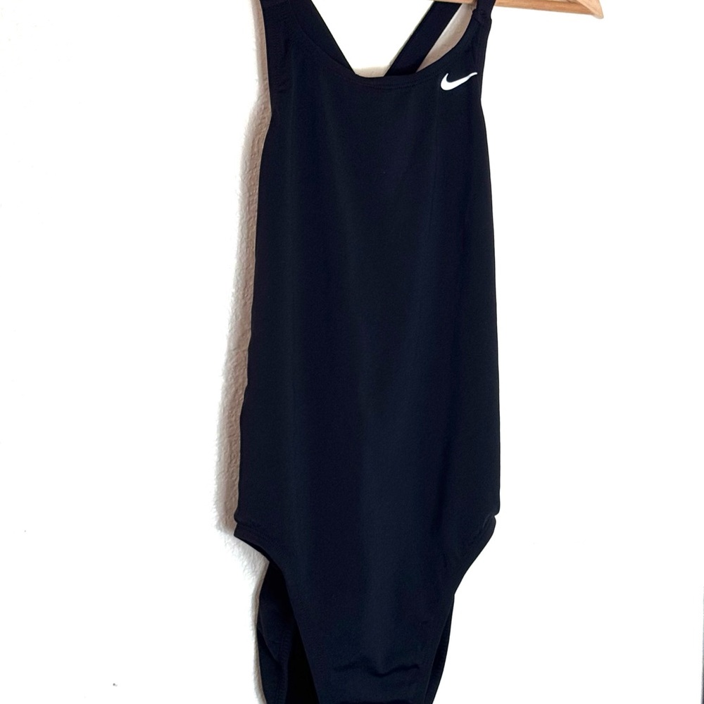 Nike Women's Black One-Piece Swimsuit Size 10